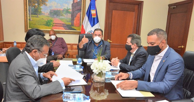 Reunión de la Comisión Bicameral para dar seguimiento al estado de emergencia de Covid-19